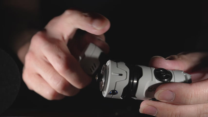 Manker - Timeback III EDC Flashlight With Fidget Spinner